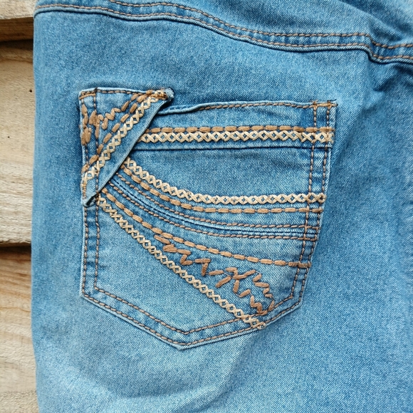 Embroidered Slant Pocket Jeans Women's Plus Size 16W High Rise Straight Leg Blue - Picture 4 of 11